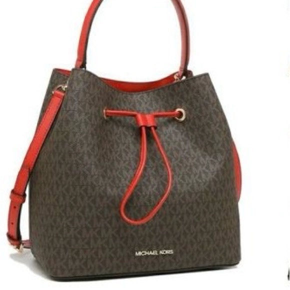 NWT Michael Kors Suri Large Logo Leather Bucket Crossbody Bag Multi Color - Picture 2 of 8